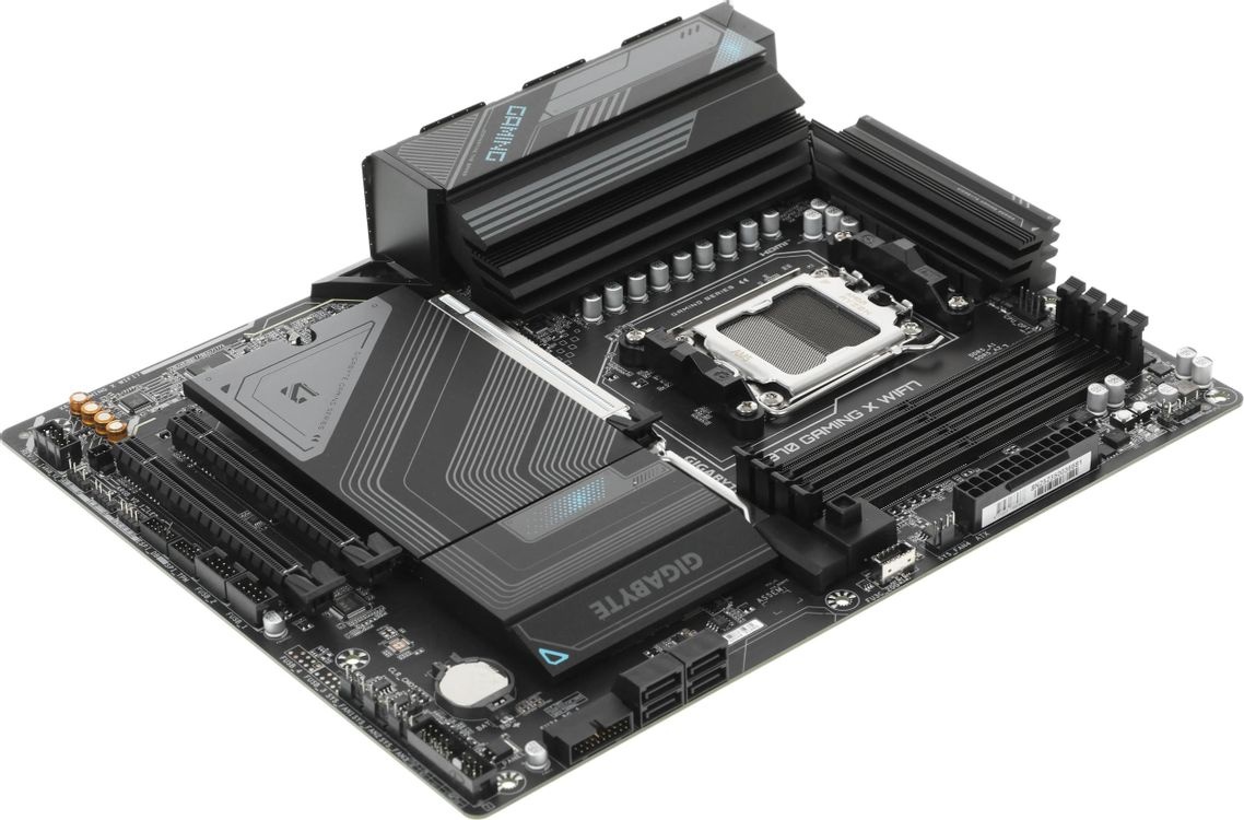 Материнская плата Socket AM5 Gigabyte X870 EAGLE WIFI7 (X870) 4*DDR5 HDMI ATX