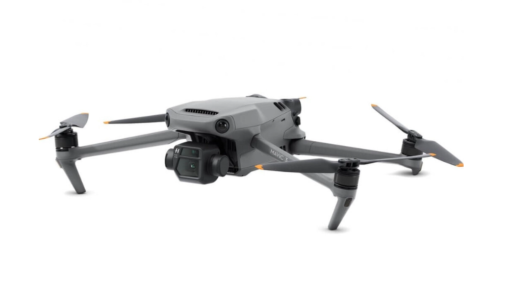 Квадрокоптер DJI Mavic 3 Fly More Combo