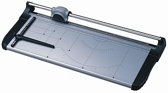 Резак KW-trio 3020/13020 (роликовый, рез. 670мм, 12 листов)