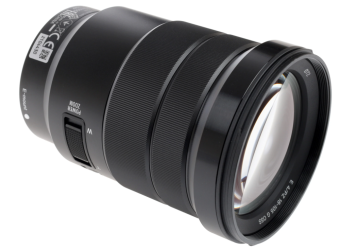 Объектив Sony E PZ 18-105mm f/4.0 G OSS