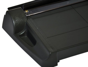 Резак KW-trio 13300 (сабельный, рез. 306мм, 7 листов)