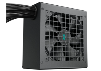 Блок питания 650W Deepcool GamerStorm PN650D 120mm 80+ Gold, черный