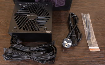 Блок питания 700W Powercase PW700 120mm, APFC, 80 Plus