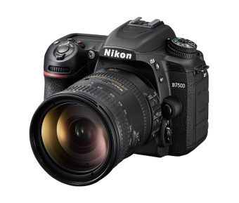 Цифровая фотокамера Nikon D7500 Kit AF-S 18-140 VR Black